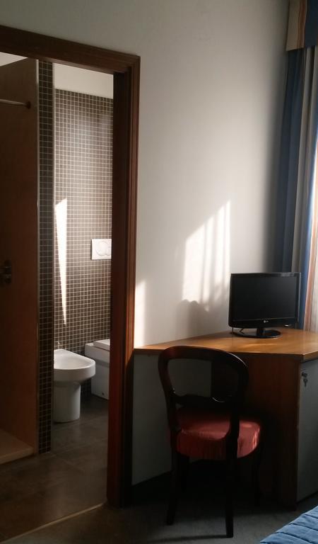 Cravero Rooms Caltignaga Phòng bức ảnh