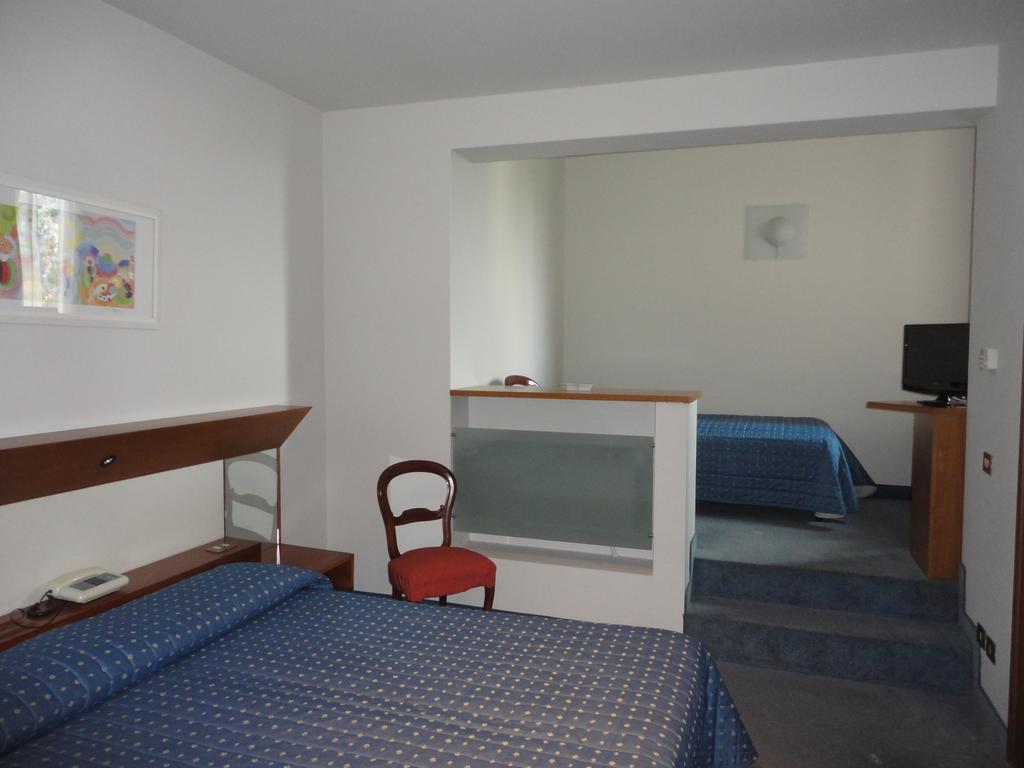 Cravero Rooms Caltignaga Phòng bức ảnh